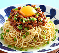 コク旨鶏塩肉じゃが